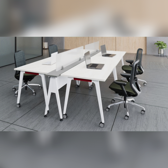 Upbeat Collaborative table - Image 1